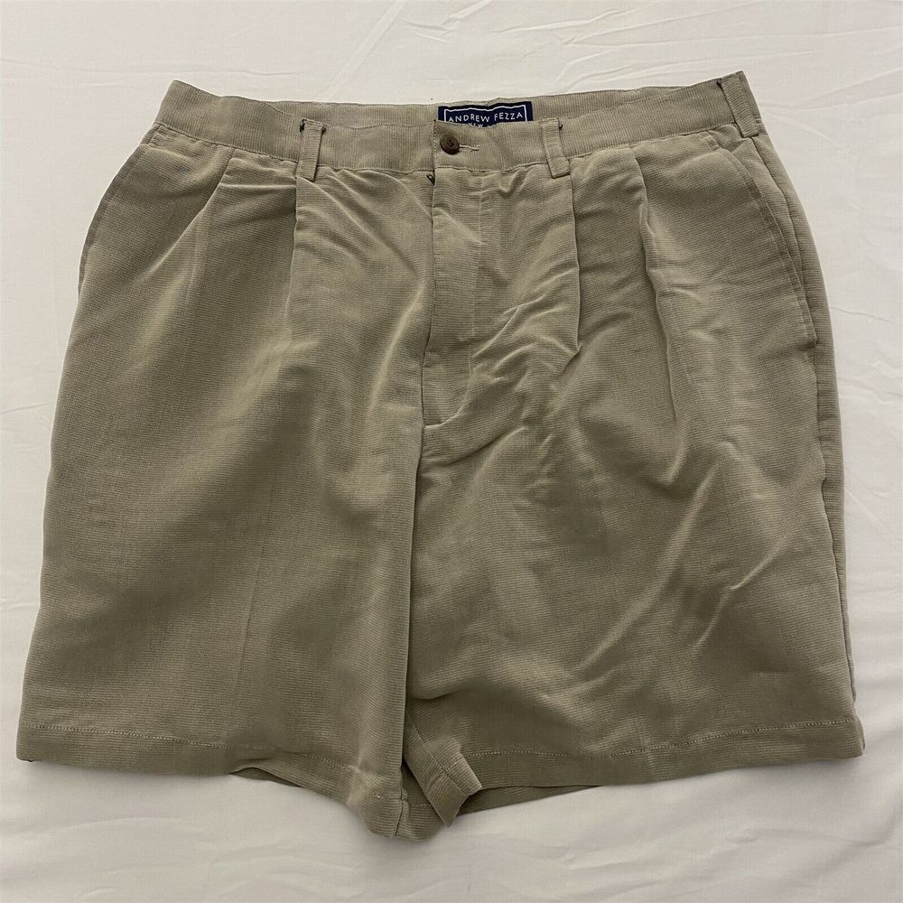 Andrew Fezza 34 x 8" Beige Woven Pleated Casual Shorts